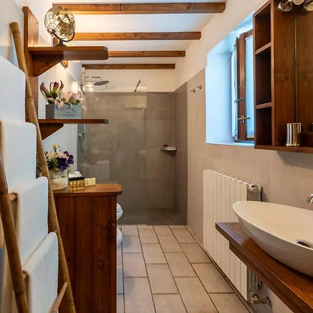 Semesterbostad Rosch