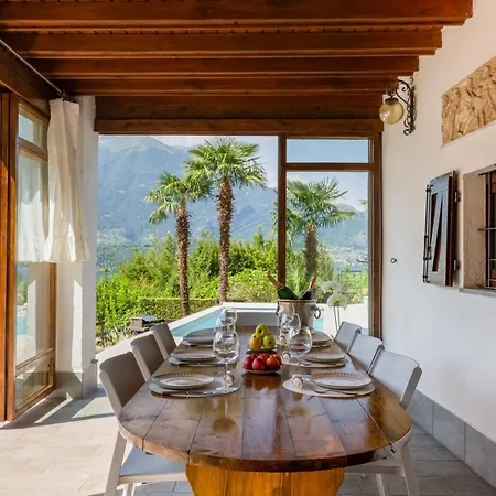 Semesterbostad Rosch